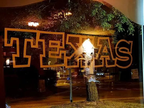 Texas Lounge
