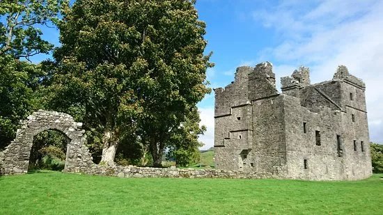 Carnasserie Castle