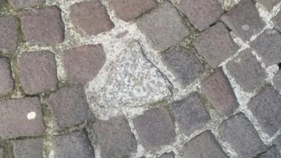 Pietra Che Porta Fortuna