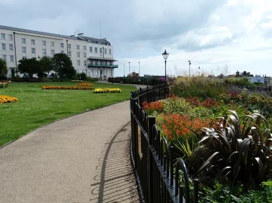 Albion Place Gardens