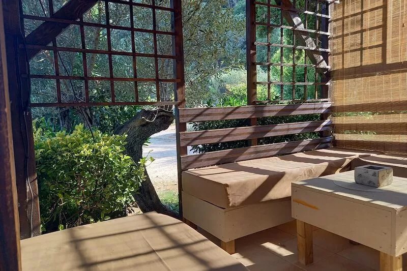 Provencal villa with swimming pool, fully air-conditioned