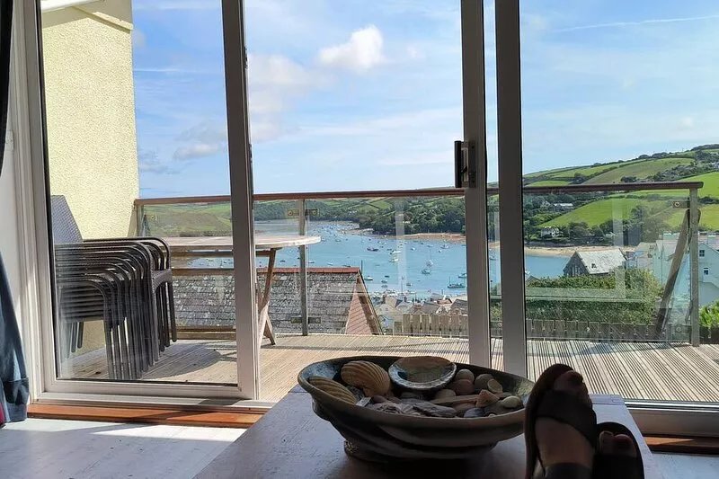 Enjoy one of the best views overlooking the Salcombe estuary