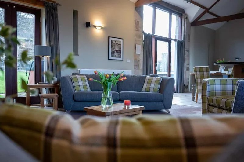 A cottage that sleeps 6 guests  in 3 bedrooms