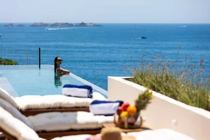 Astoundingly Beautiful Croatian Villa | 4 Bedrooms | Private Pool & Stunning