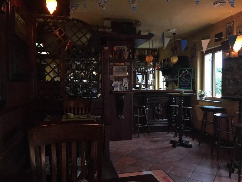 Finbarrs Irish Pub