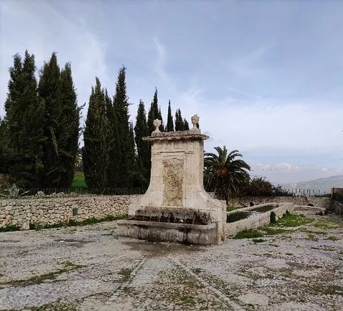 Fontana Novi Cannola