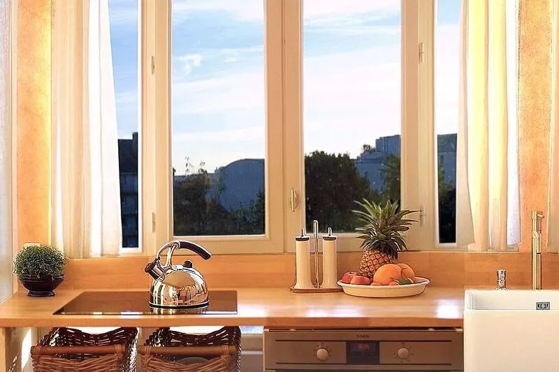 Air conditioned duplex in a 19th century mansion centrally located with parking
