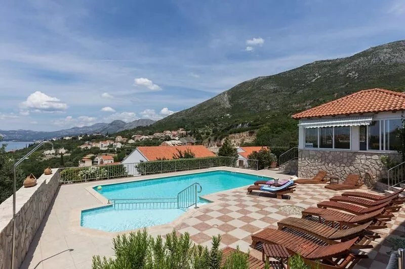 Carol Royal 2 Family Villa With Pool and Spectacular Sea View In Cavtat