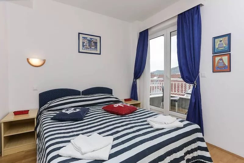 K-Apartments - One Bedroom Apartment with Balcony and City View - A2