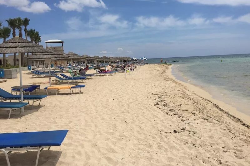 Penthouse Spacious  2 Bedroom Apartment with massive balcony in lovely Town