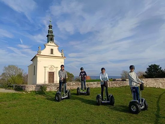 HappyTours