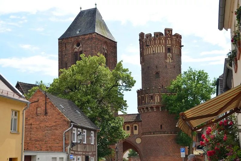 Barrier-free relaxation in a quiet location near the Elbe, the Altmarkt