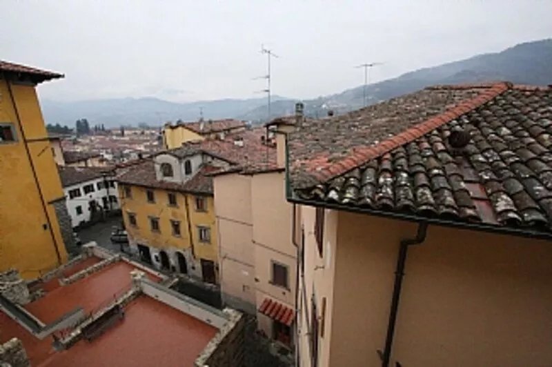 Apartment With Garden In The Hearth Of "Barga Vecchia"