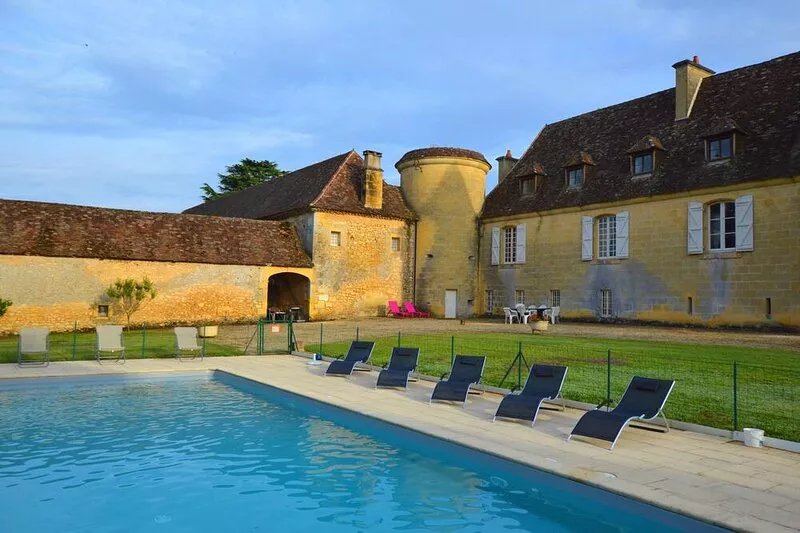 Bergerac/Sarlat, Historical Château, 247acres, amazing view, very quiet