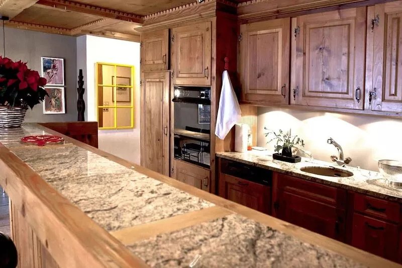 Beautiful apartment for 4 guests with WIFI, TV, balcony and parking