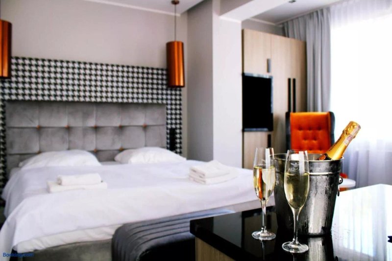 Hotel Pomaranczowa Plaza