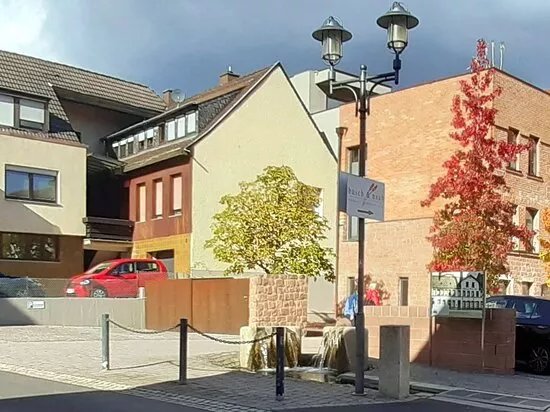 Friedenssaule-Brunnenanlage