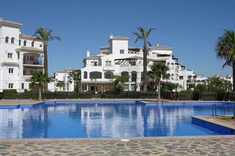 Beautiful  2 Bedroom Property  With Tourist Licence