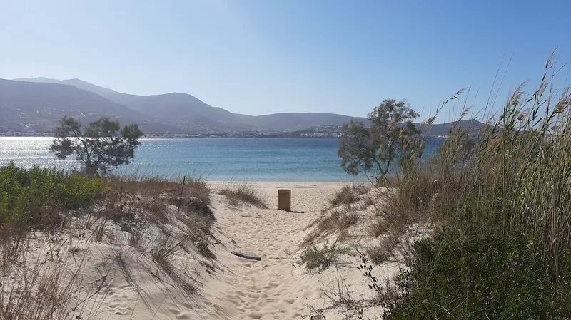 Comfy Beach Villa walking distance to the sea / pool access