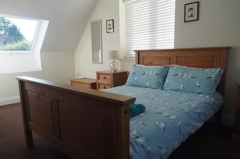 Holy Island is just 5 minutes away from this superbly equipped cottage.