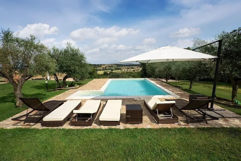 Villa Margot Sutri a stone's throw from golf!