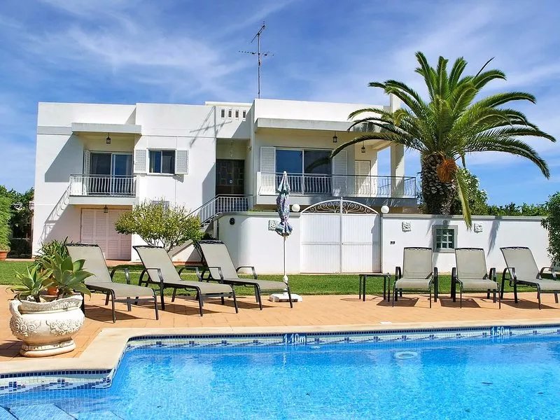 Modern Country Villa with Pool in Algarve, Olhão, Portugal