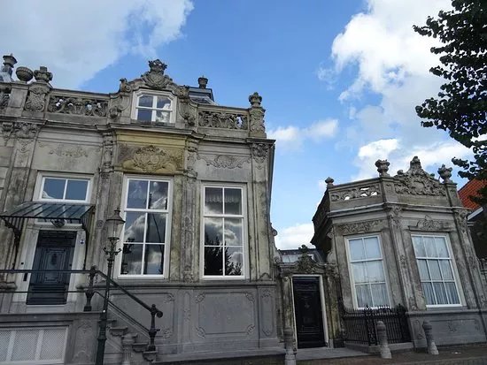 Rijksmonument Snouck van Loosenhuis uit 1742