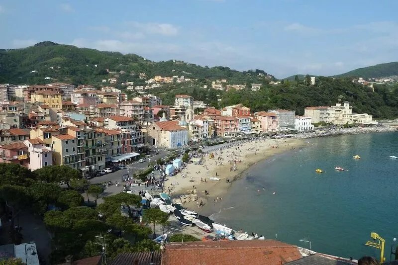 apartment in St. terenzo-lerici 100 m from the sea