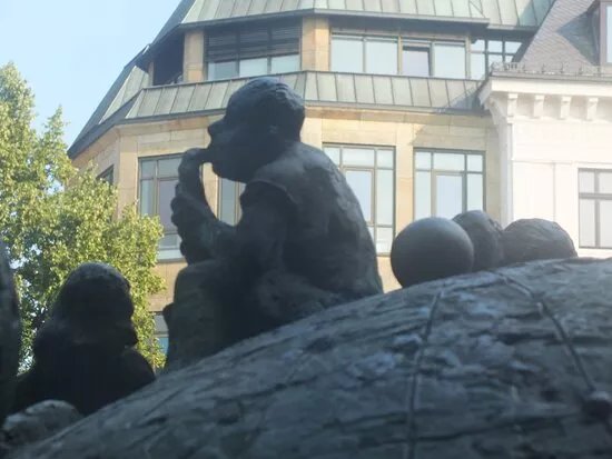 Brunnen "Unser Planet"