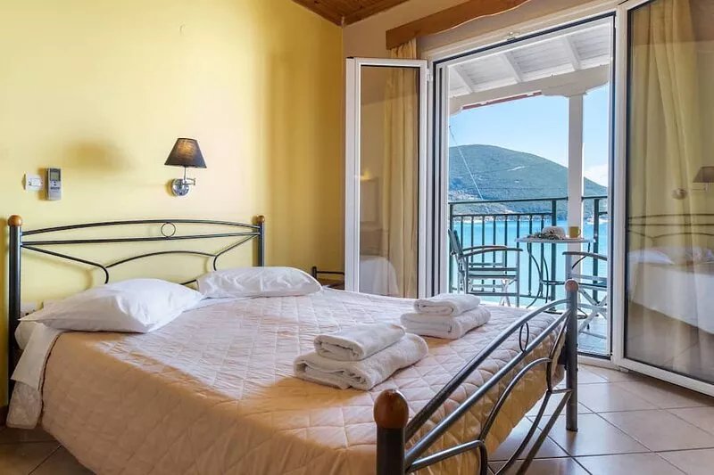 Holiday Apartment 'Apostolos Apartment 6' by the Beach with Balcony & Wi-Fi