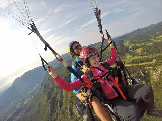 Adria fly tandem service