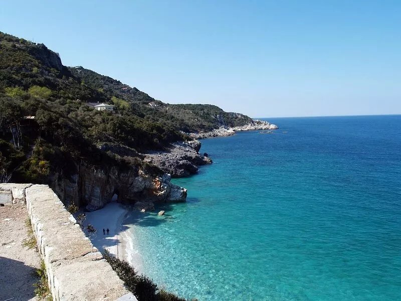 Mountain villa with beautiful gardens and sea view, near Mylopotomos beach
