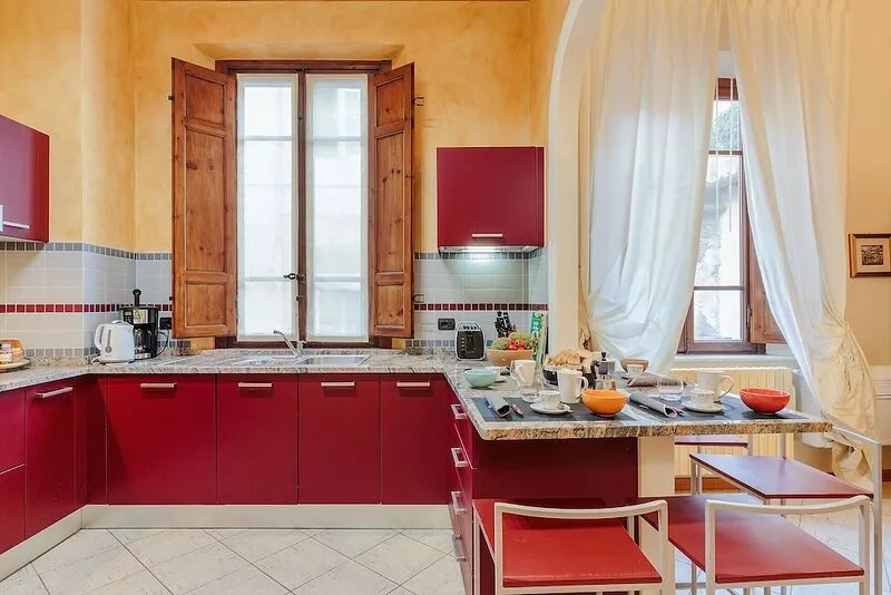 3 bedrooms flat in central Lucca with air conditioning