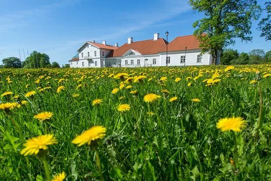 Kukruse Polar Manor