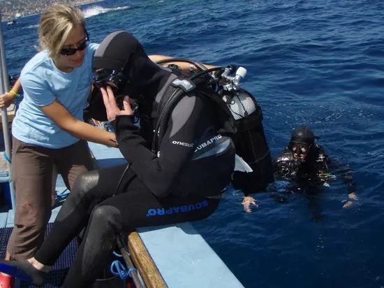 Easy Dive