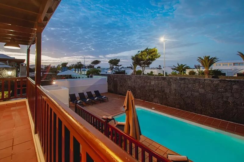 6 Bed Holiday Villa | Heated Pool | Hot Tub | Beach & Waterparks | Playa Blanca