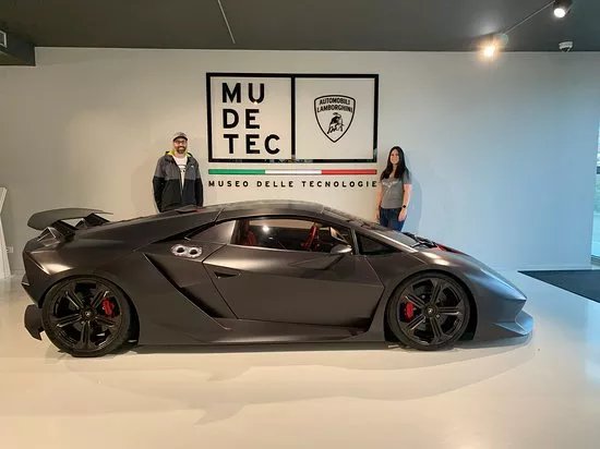 AuthenticsuperCarExperience