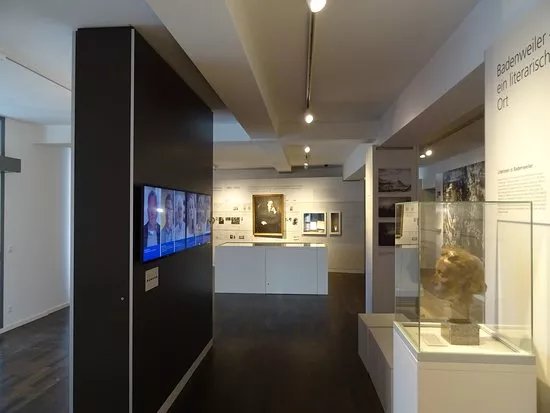 Literarisches Museum - Tschechow Salon