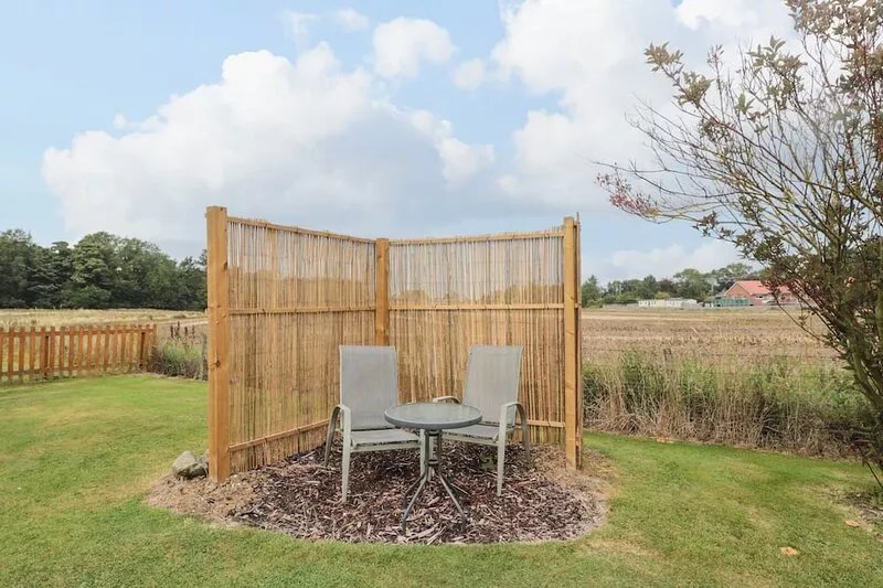 MILLENNIUM COTTAGE, family friendly, with open fire in Christon Bank