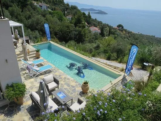 Ocean Blue Scuba Diving School