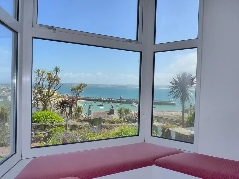 Holiday Flat In Central St Ives Cornwall, With Lovely Sea View Across Gardens