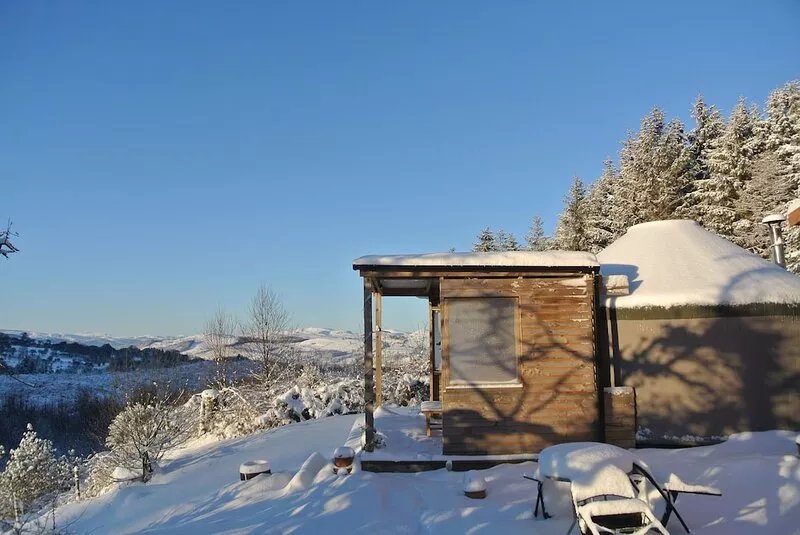 Greener Glamping Mountain Yurt North Wales - Sleeps 4 - Pet and Child Friendly