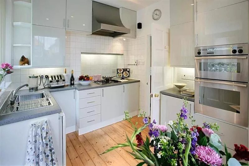 Beach View, based in a stunning position on the sea front, with stunning
