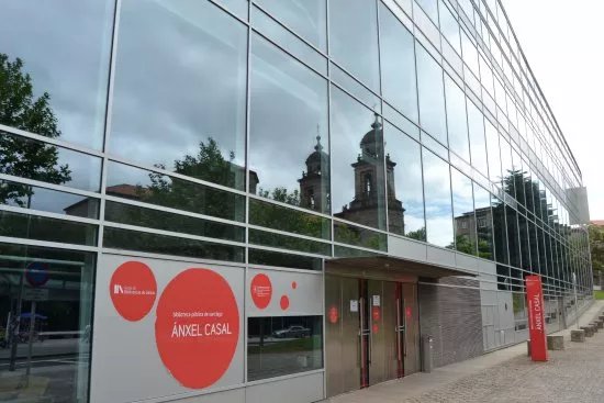 Biblioteca Publica Anxel Casal