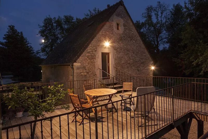Independent Water Mill Cottage in Rix, Burgundy, on 14 acres of meadows & water