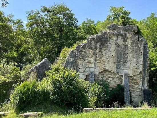 Passeggiata Del Teatro Romano