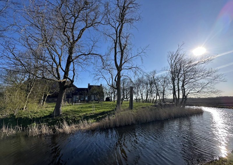 B And Be Happy Friesland