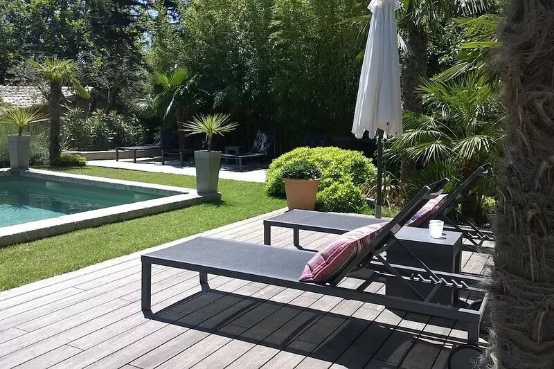 House in Provence.  Orangery, great comfort. Villeneuve les Avignon.