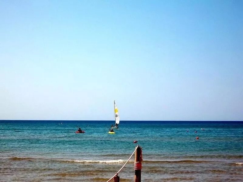 Residence with swimming pool, parking space, free Wi-Fi, only at 30 metre from t