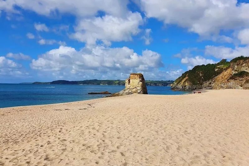 Spacious Flat A Few Mins Walk to Carlyon Bay Beach
